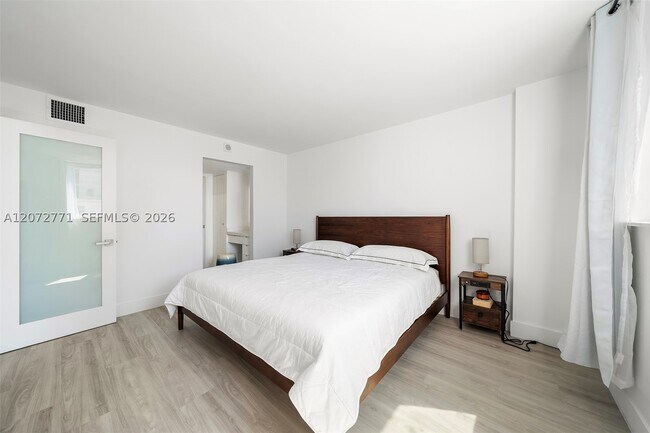 Photo - 345 Ocean 610 Unit 610