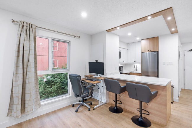 Photo - 1545 E 2nd Ave Unit ID1351279P