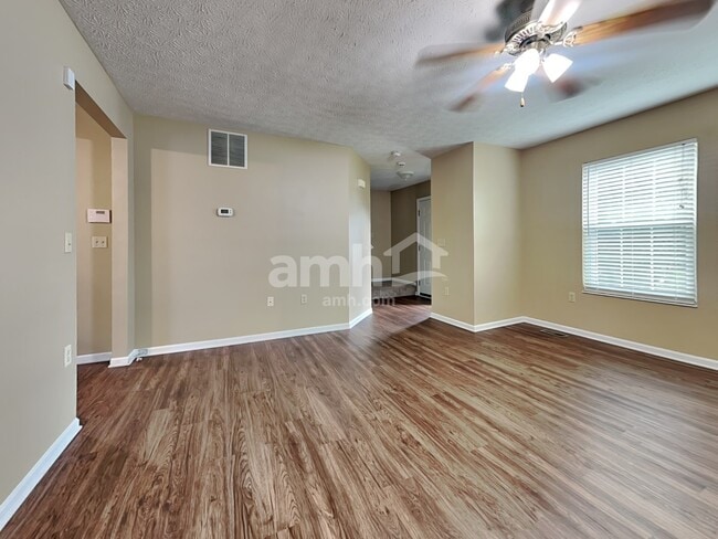 Photo - 1415 E Kearney Ln