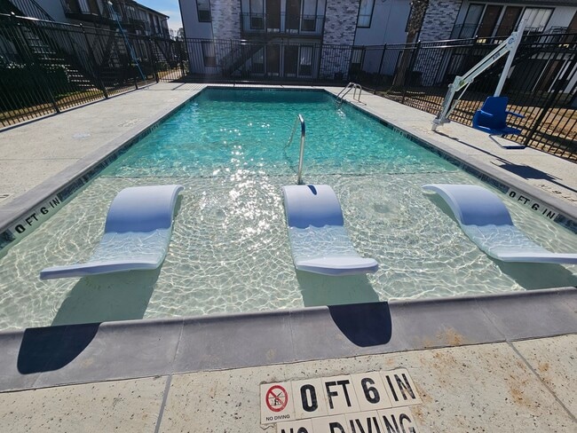 Newly Built Salt Water Pool - Sagewood Villas Apartments