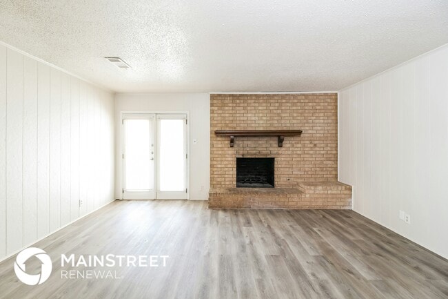 Photo - 1822 El Paso St