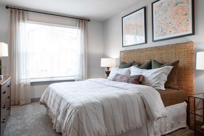 Broadstone Vintage Park apartments — community photo