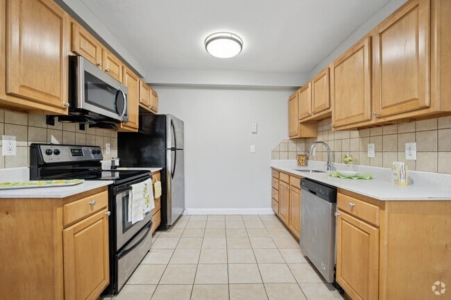 Building Photo - Sedgwick Gardens Rental