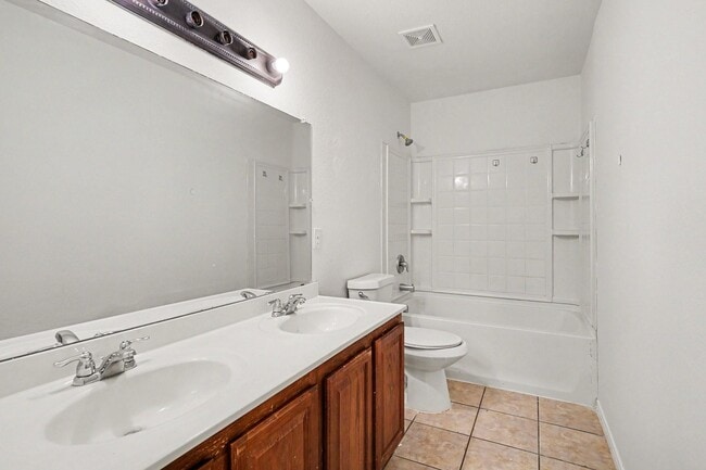 Photo - 7656 Sienna Ridge Ln