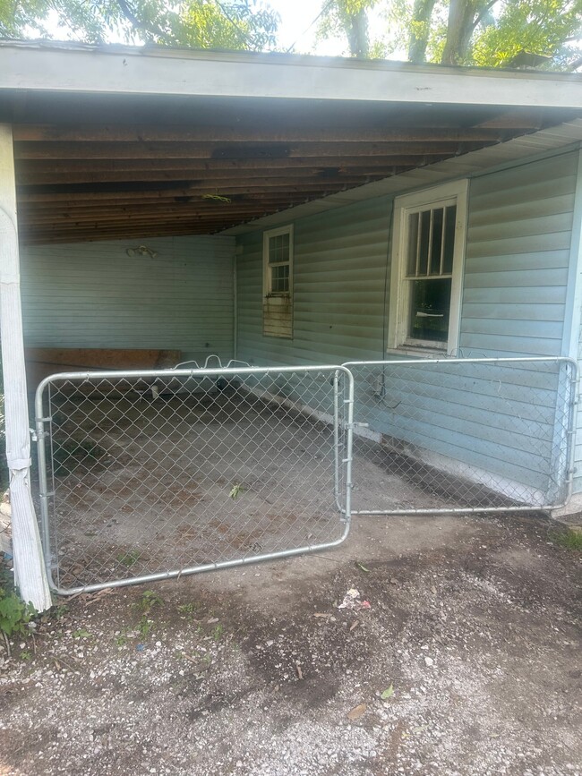 Photo - 602 Sheppard St