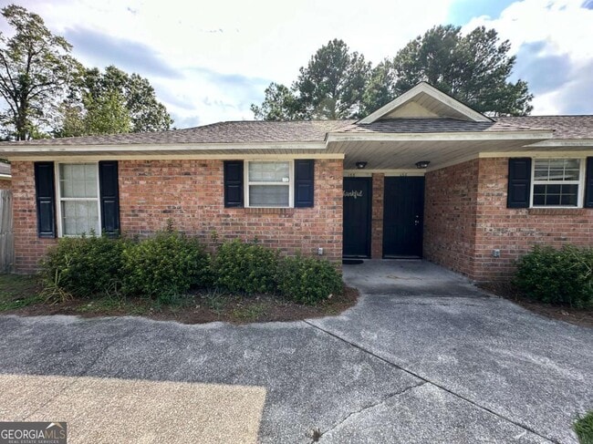 Building Photo - 158 Douglas Dr Rental