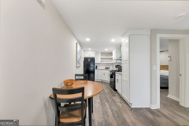 Photo - 243 N Georgia Ave Unit APT B