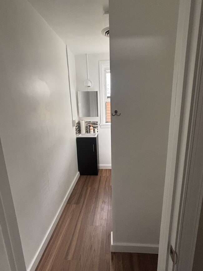 Photo - 154 E Liberty St Unit 154 B