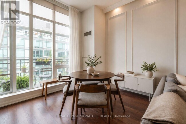 Photo - 205 Frederick St Unit PH09