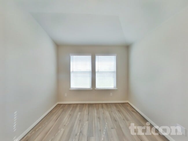 Photo - 13538 Paxton Blvd