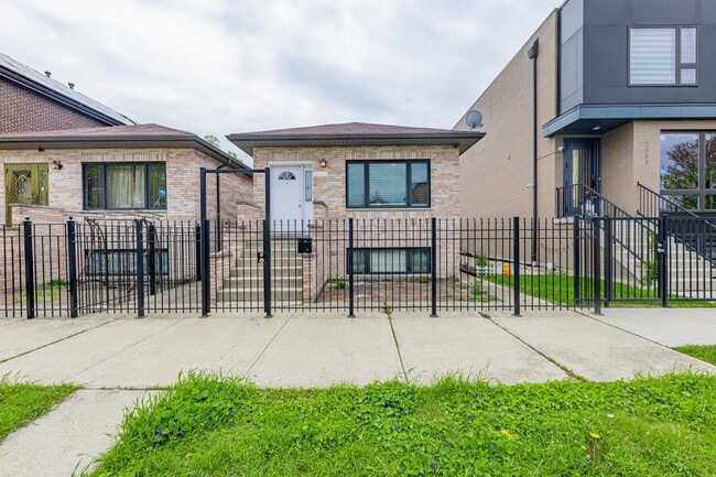 Photo - 2549 S Hillock Ave Casa