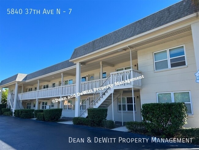 Building Photo - 5840 37th Ave N Unit 7