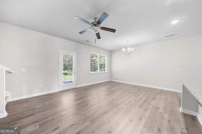 Photo - 202 Harrison St