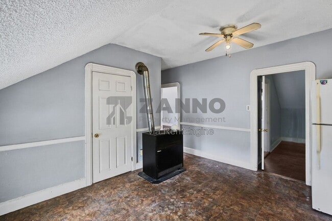 Photo - 28 Kimball Ave Unit 3