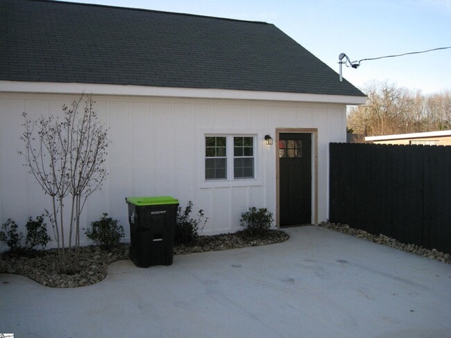 Photo - 1 Bollinger St Condo Unit B