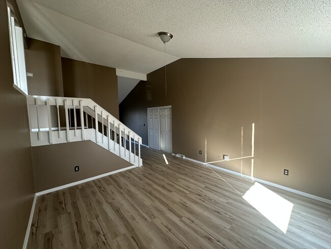 Photo - 8456-8458 Lane Dr