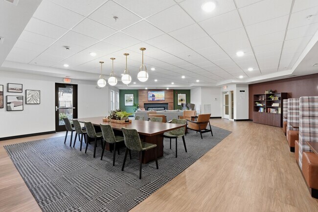 Cardinal Point Apartments