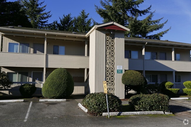 Suncrest Apartments