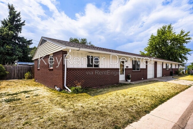 Building Photo - 4280 W Virginia Ave