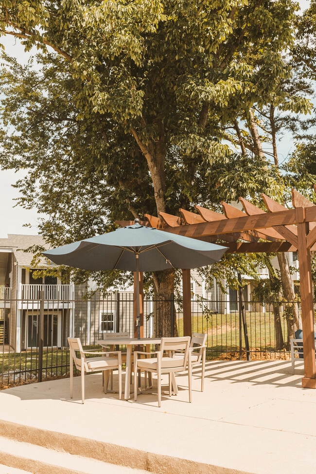 Photo - Meridian at Hermitage