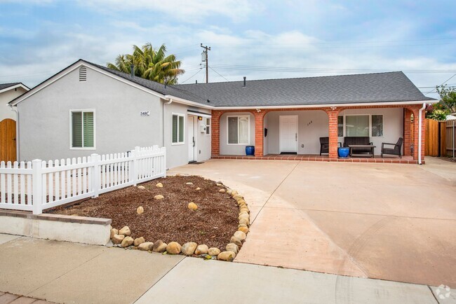 Building Photo - TURNKEY 3 bedroom + 2 Bathroom home in San...