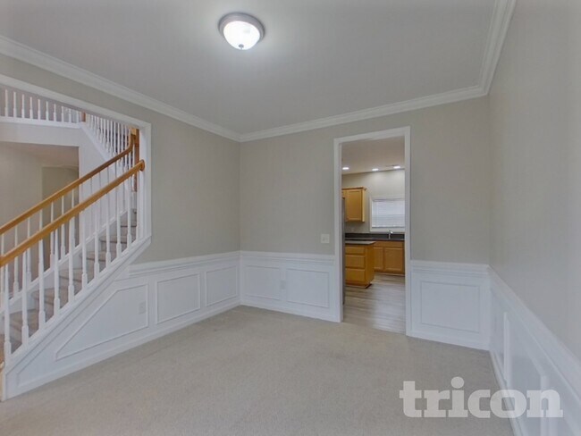 Photo - 324 Archway Ct
