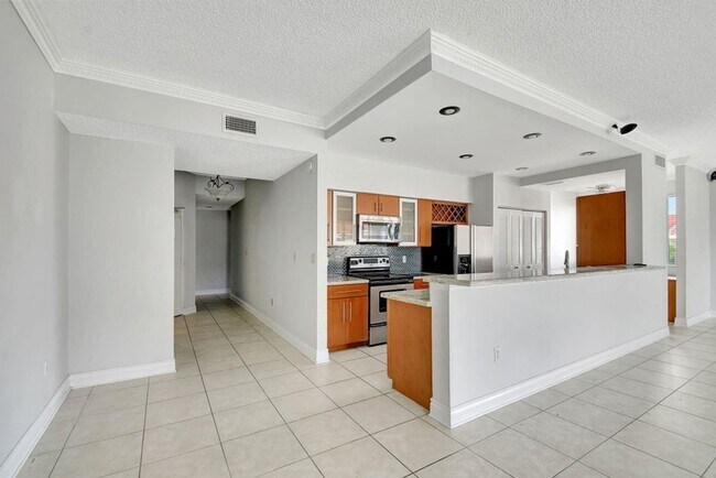 Photo - 107 Half Moon Cir