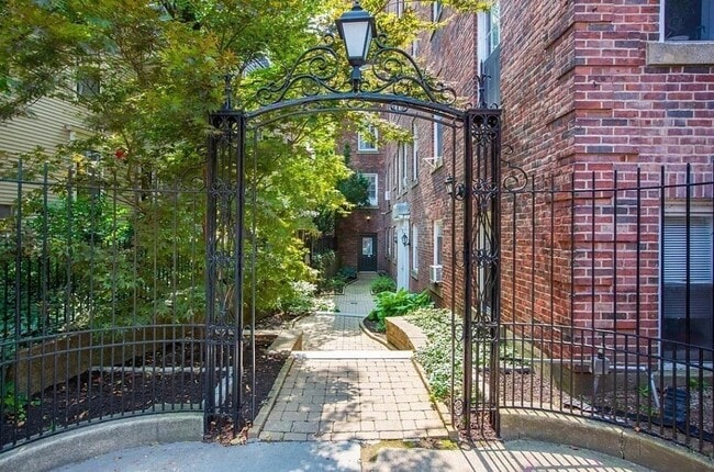 Photo - 16 Chauncy St Unit 21