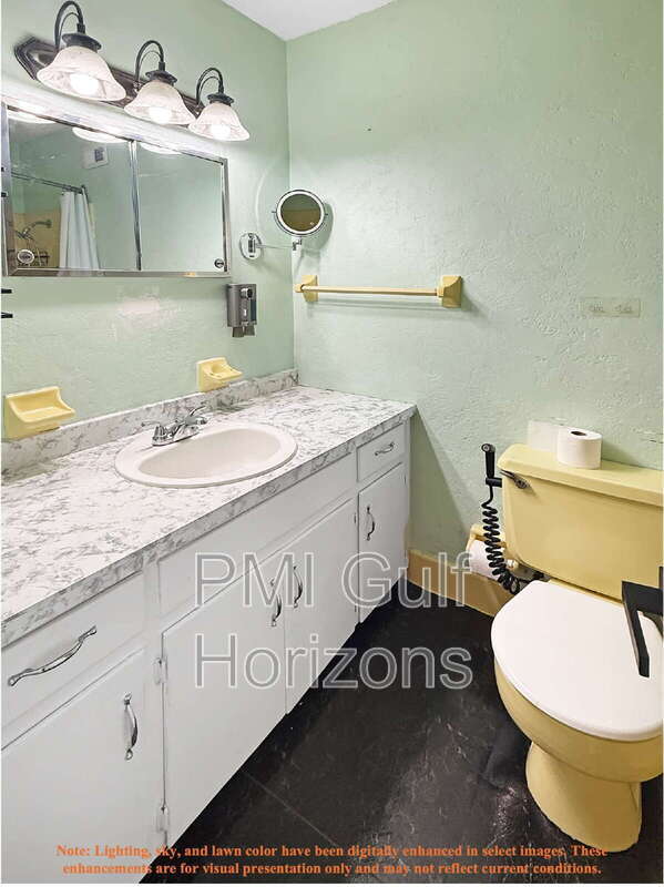 Photo - 3611 Swan Ln