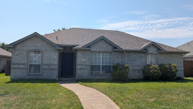 7418 Fairfield Dr