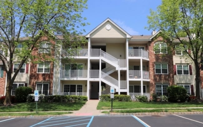 Building Photo - 1715 Breckenridge Dr Unit 1715 Brecken Ridge