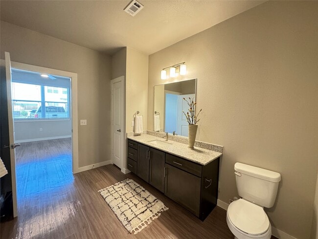 Building Photo - 11918 Clay Rd Unit 226 Rental