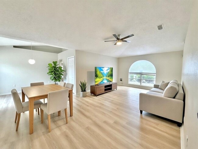 Photo - 12052 Villa Rd