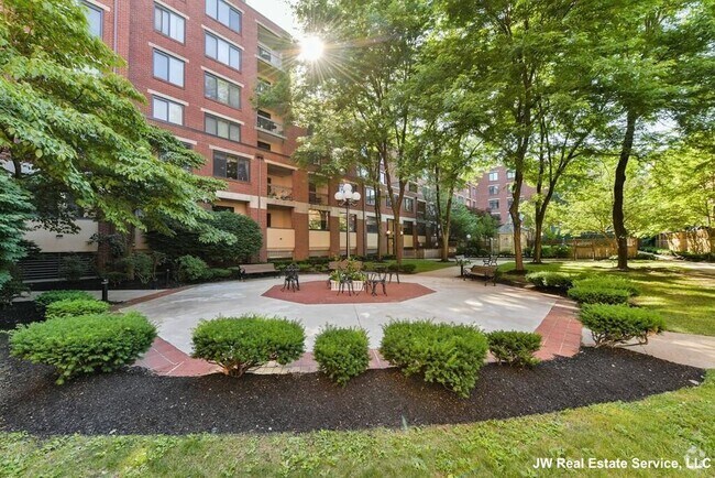 Building Photo - 85 Brainerd Rd Unit 416 Rental