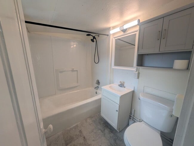 Photo - 1 1st St Unit Apt. # 1