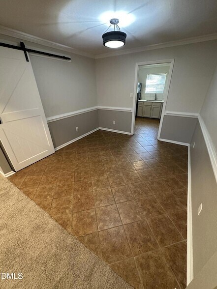 Photo - 6553 New Market Way