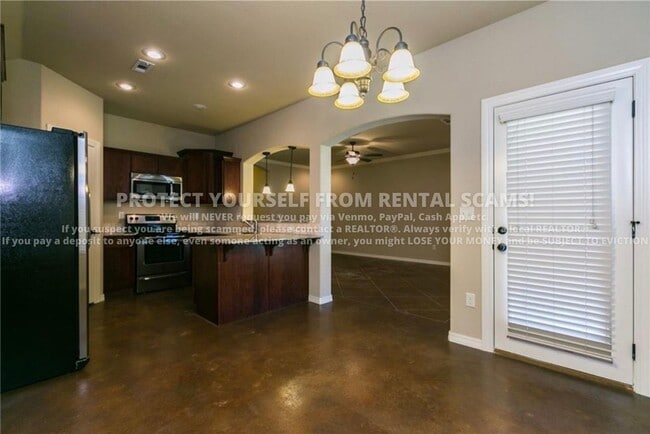 Photo - 2852 W Millstone Dr