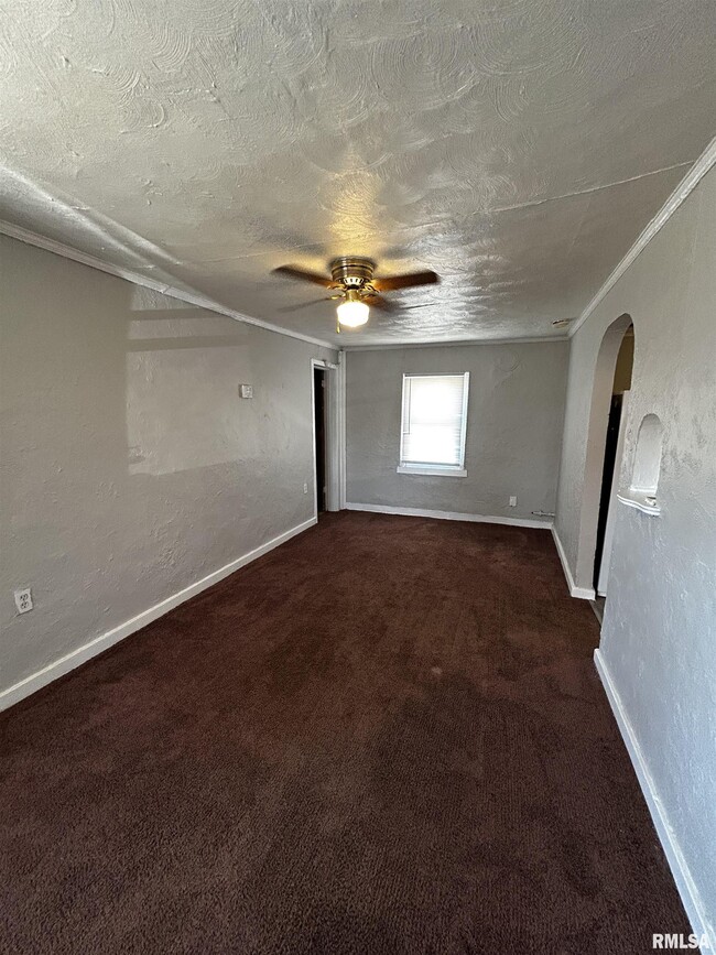 Photo - 2317 W Kellogg Ave Unidad 5