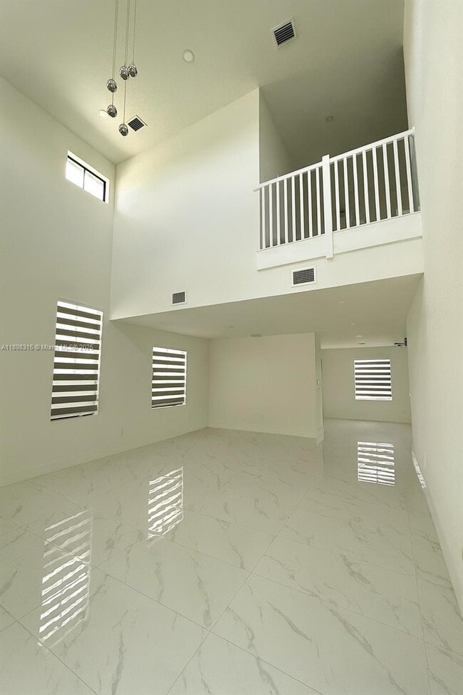 Photo - 1831 SW 145th Ave