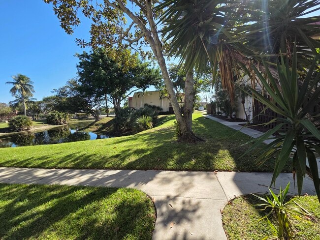 Photo - 6274 Seven Springs Blvd