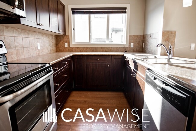 Photo - 1403 Cunningham Dr SW