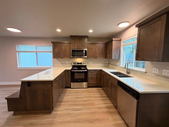 1156-1158 Rifle Range St Unit 1158