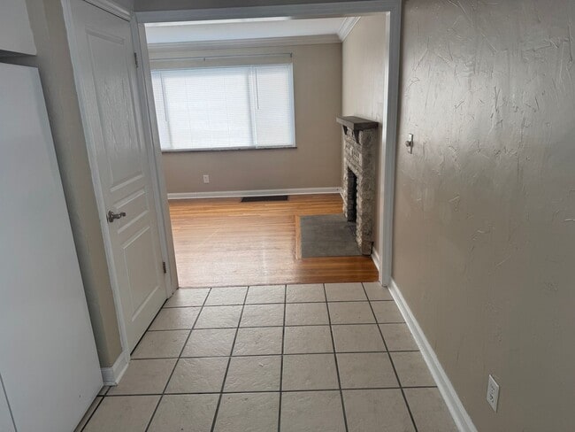 2478 Swansea Rd