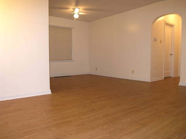 Dining Room - 3050 Snyder Ave Unit D