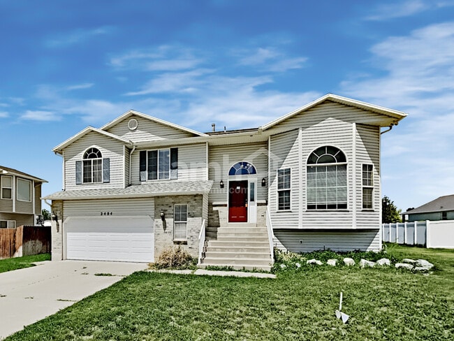 Building Photo - 2484 W 1325 N