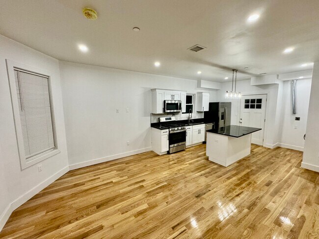 Photo - 74 Corona St Unidad 2