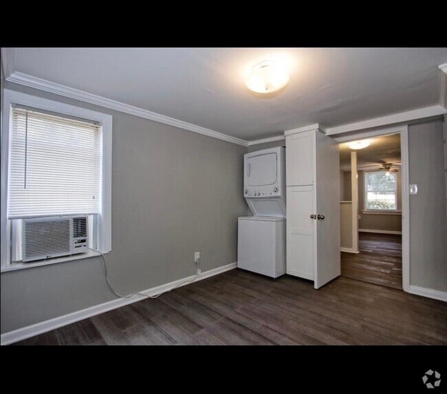 Building Photo - 2131 Indiana Ave Unit A Rental