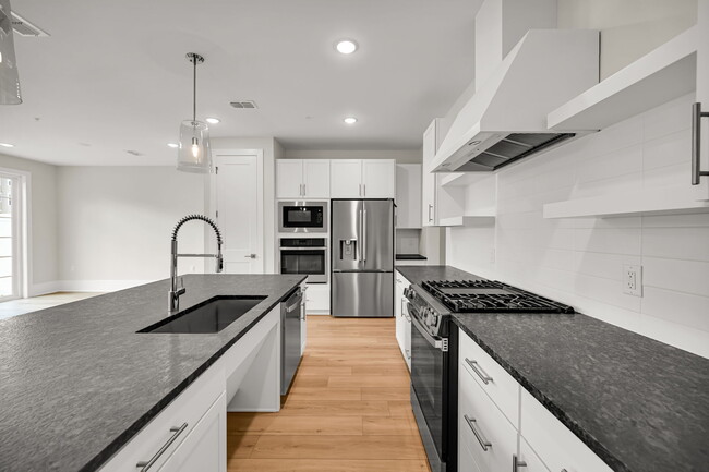 Photo - 127 Myrtle Rd