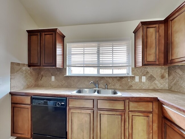 Photo - 2165 Robin Ridge Ln