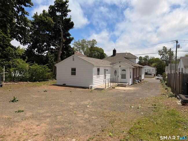 Photo - 154 Hemingway Ave